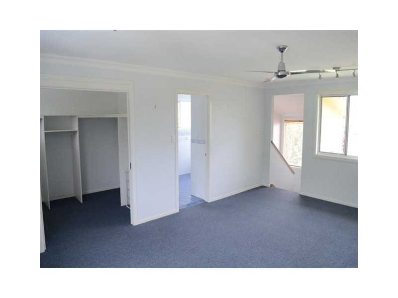 27 Shores Drive, Yamba NSW 2464