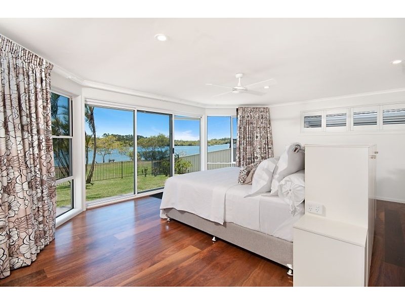 38 Palm Terrace, Yamba NSW 2464
