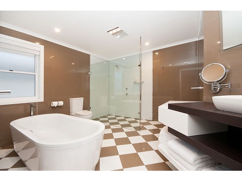 38 Palm Terrace, Yamba NSW 2464