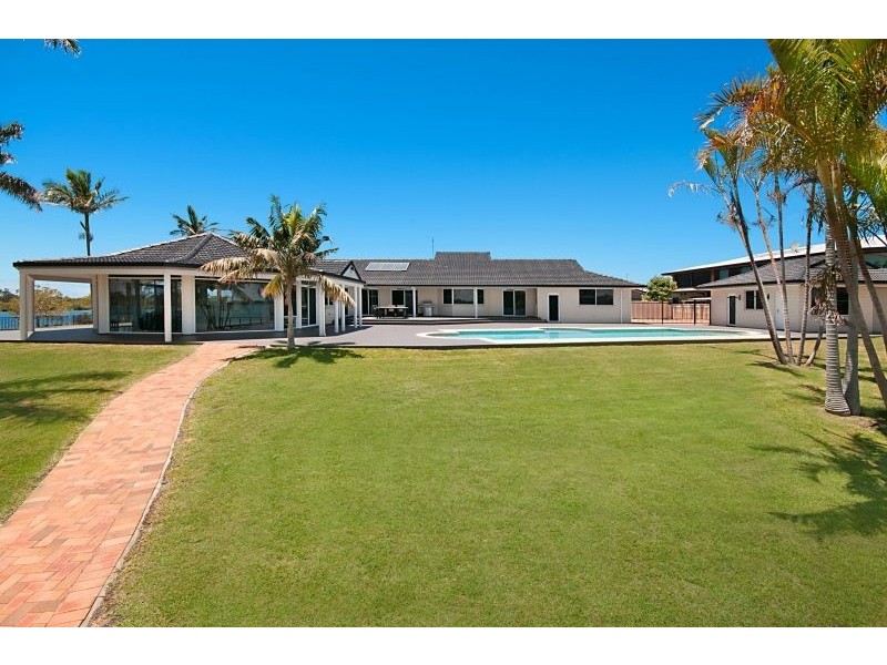 38 Palm Terrace, Yamba NSW 2464