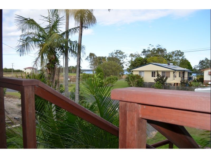 2A Carrington street, Palmers Island NSW 2463