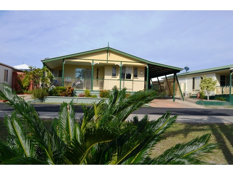 65 Oyster Cove/Palm Lakes, Yamba NSW 2464