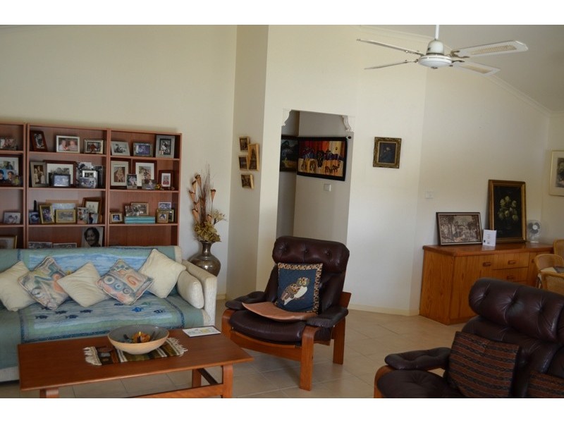 65 Oyster Cove/Palm Lakes, Yamba NSW 2464