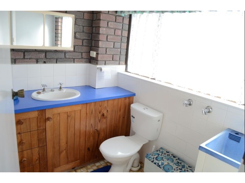 2 Dalley Street, Palmers Island NSW 2463
