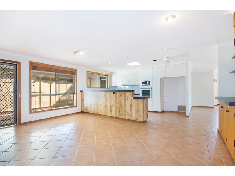 86 Melaleuca Drive, Yamba NSW 2464