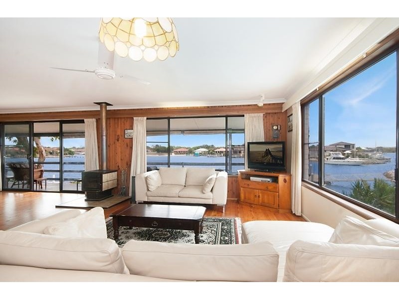 33 The Peninsula, Yamba NSW 2464