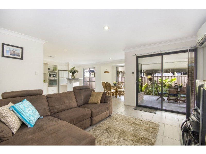 15 Harold Tory Drive, Yamba NSW 2464