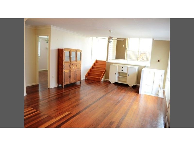 9 Dalley Street, Palmers Island NSW 2463