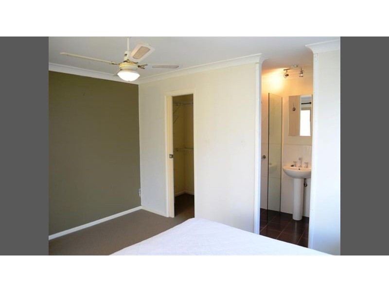 9 Dalley Street, Palmers Island NSW 2463