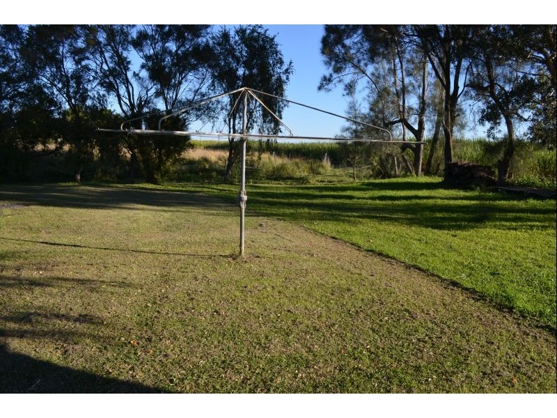 135 School Road, Palmers Island NSW 2463