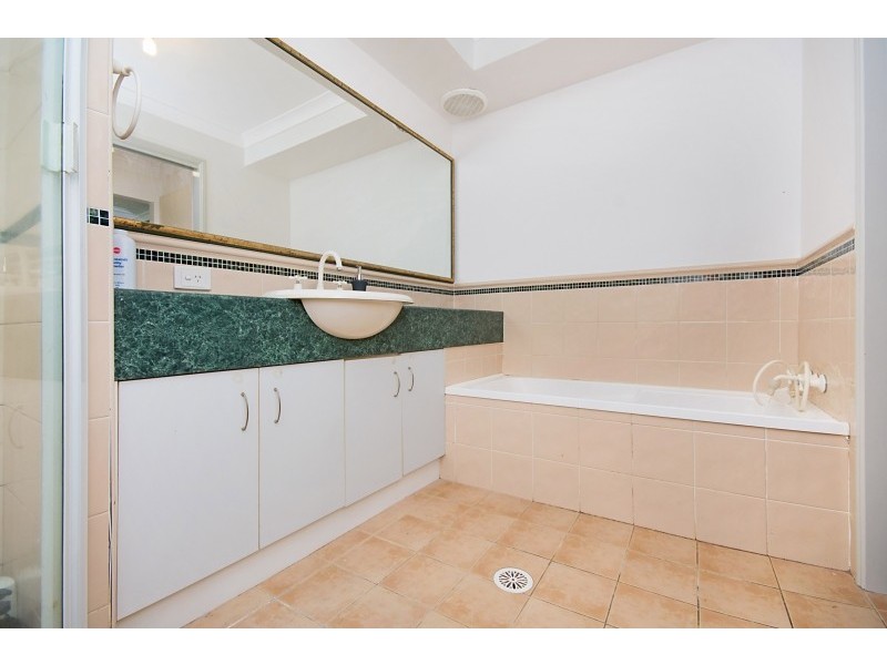 4/42 Beachside Way, Yamba NSW 2464