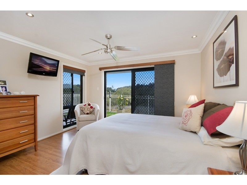 8 Bayview Drive, Yamba NSW 2464