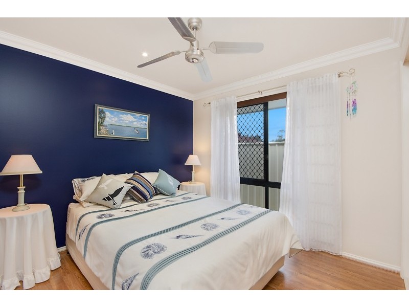 8 Bayview Drive, Yamba NSW 2464