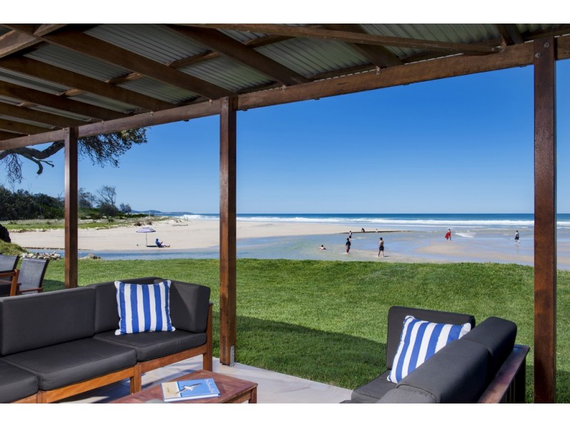 25 Ocean Road, Brooms Head NSW 2463