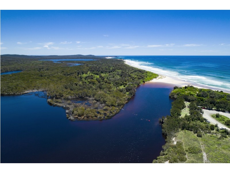 25 Ocean Road, Brooms Head NSW 2463
