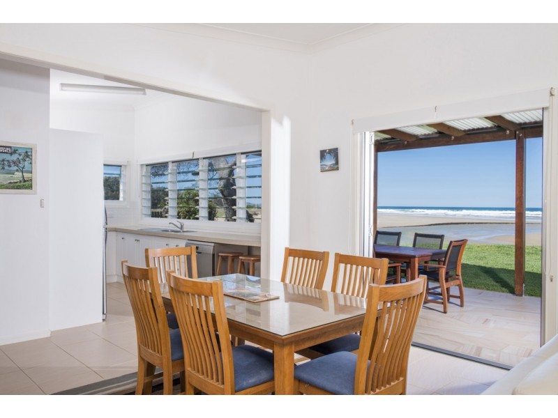 25 Ocean Road, Brooms Head NSW 2463