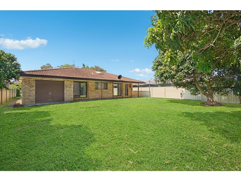 24 Telopea Avenue, Yamba NSW 2464