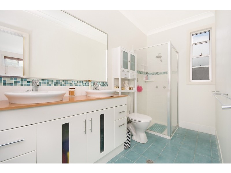 11 Claude Street, Yamba NSW 2464