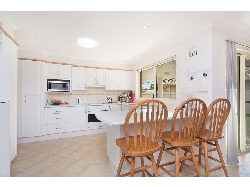 17 Bayview Drive, Yamba NSW 2464