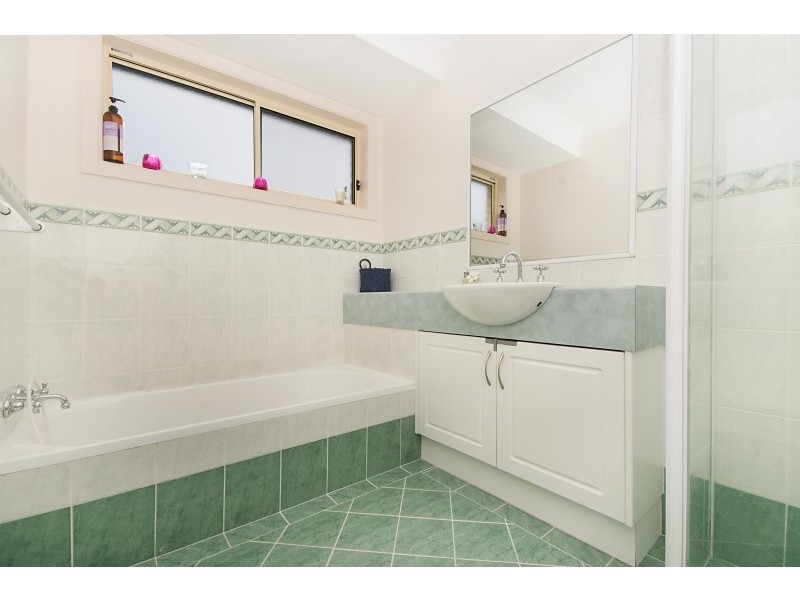 17 Bayview Drive, Yamba NSW 2464