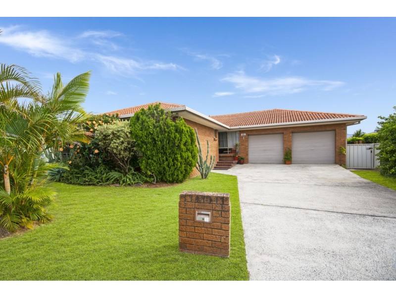 3 Willow Way, Yamba NSW 2464