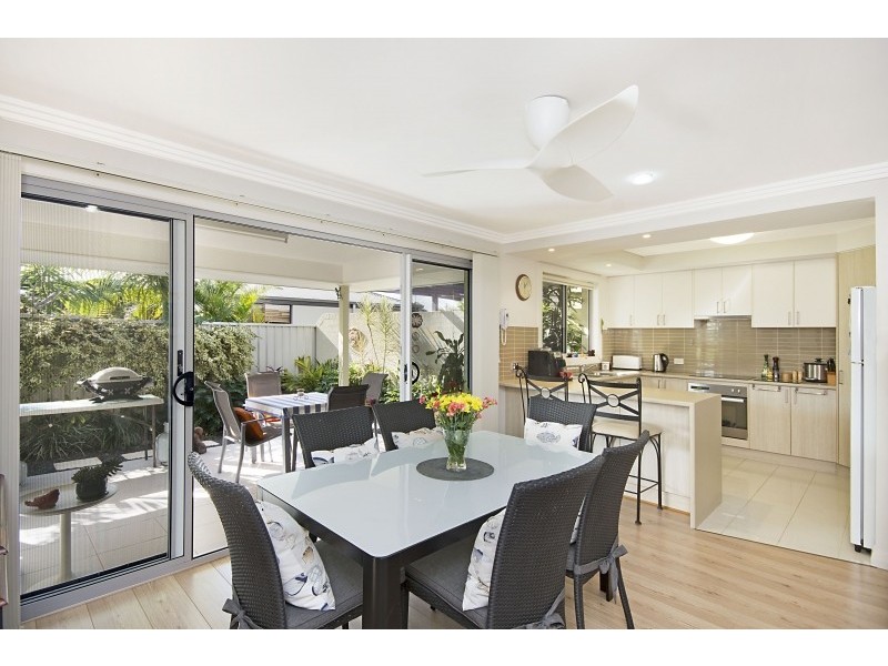 2/1 Flinders Place, Yamba NSW 2464