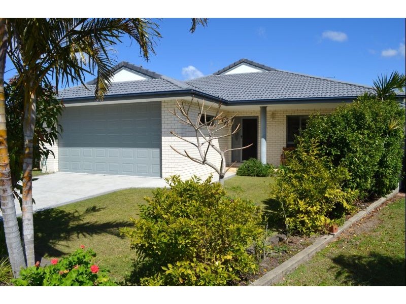 3 Newport Island Circuit, Yamba NSW 2464