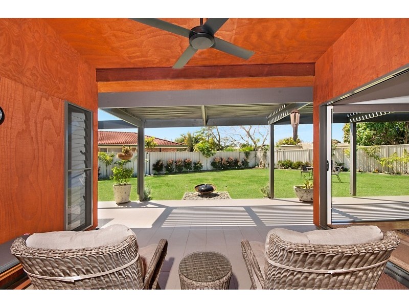 9 Parkview Crescent, Yamba NSW 2464