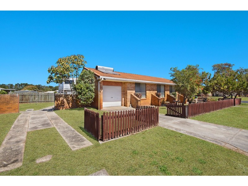 9 Wattle Drive, Yamba NSW 2464