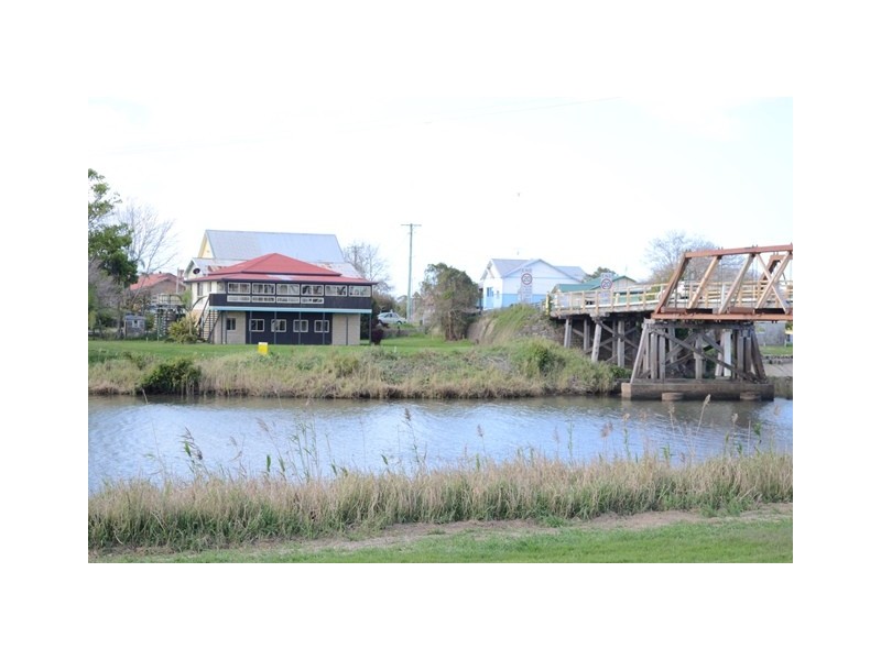 1 Bridge Street, Lawrence NSW 2460