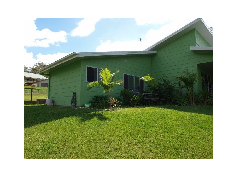 12 Highland Ridge, Maclean NSW 2463