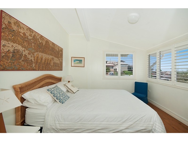 9 Beach Street, Yamba NSW 2464