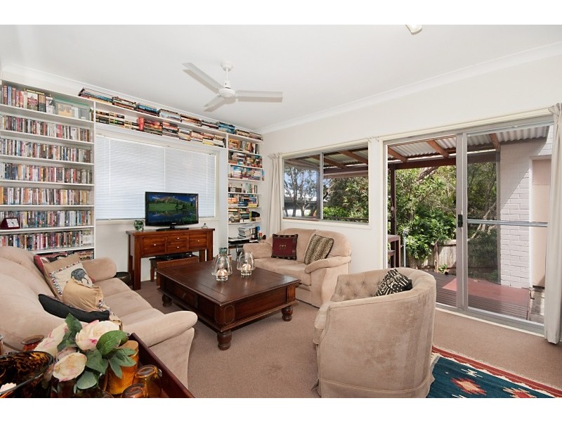 11 Beach Street, Yamba NSW 2464