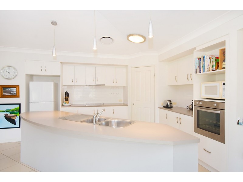 5 Harold Tory Drive, Yamba NSW 2464