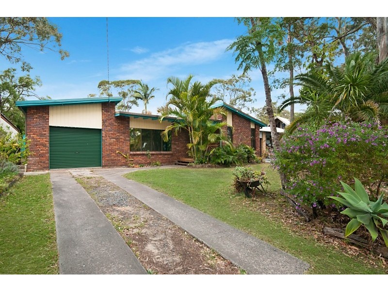 128 Lakes Boulevard, Wooloweyah NSW 2464