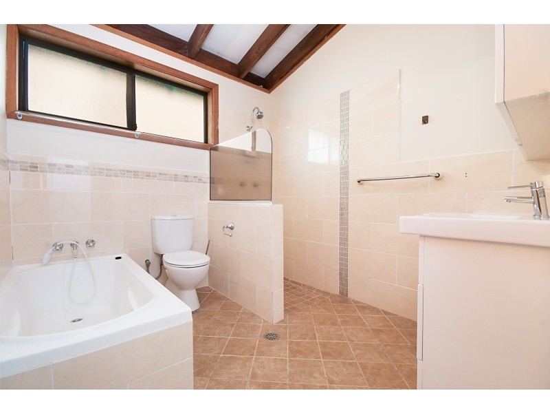 128 Lakes Boulevard, Wooloweyah NSW 2464