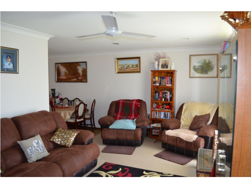 1 Melia Place, Yamba NSW 2464