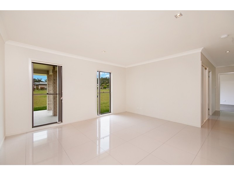 27 McKenzie Drive, Gulmarrad NSW 2463