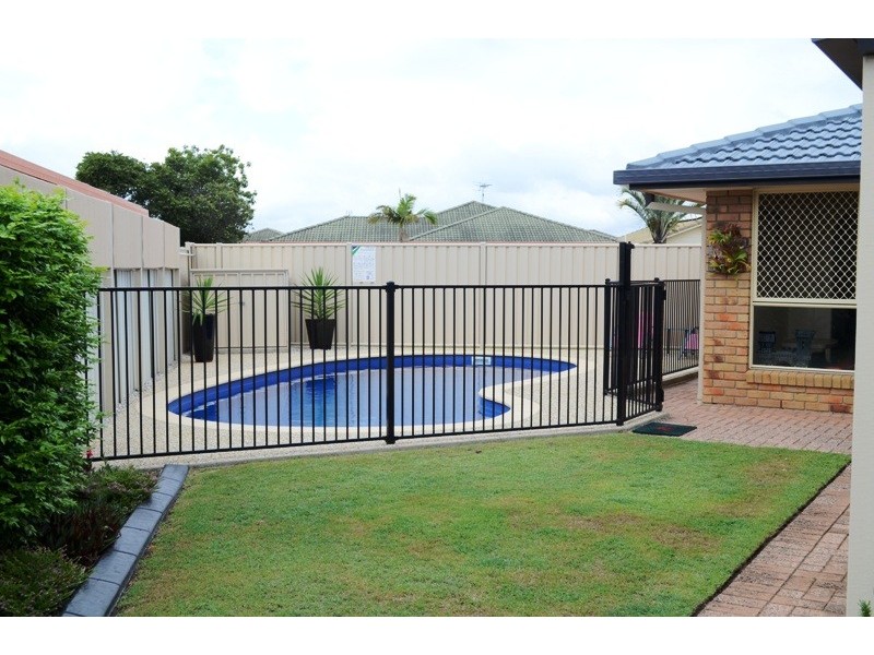 25 Admiralty Court, Yamba NSW 2464