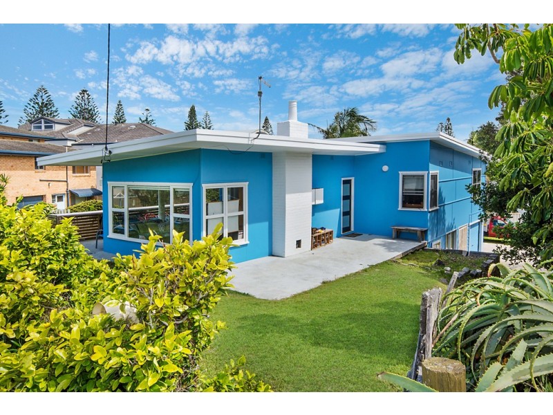 2 Pippie Street, Yamba NSW 2464