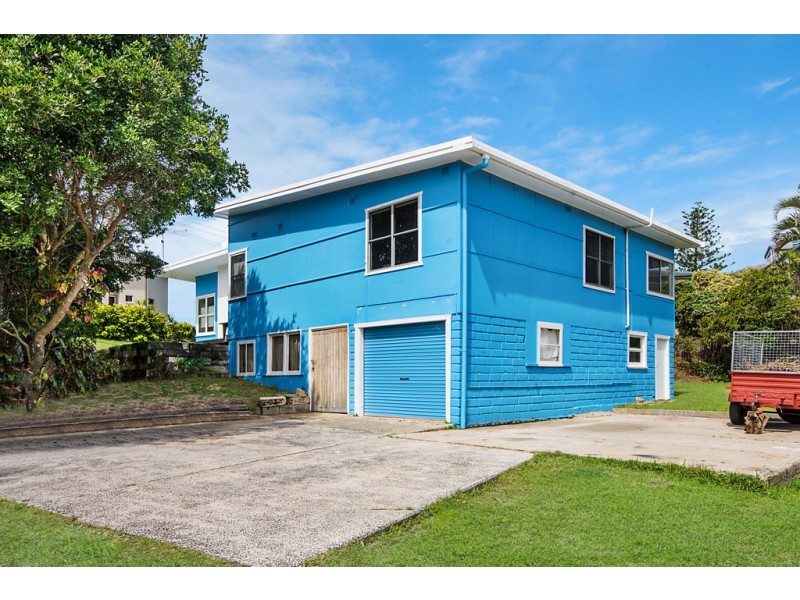 2 Pippie Street, Yamba NSW 2464