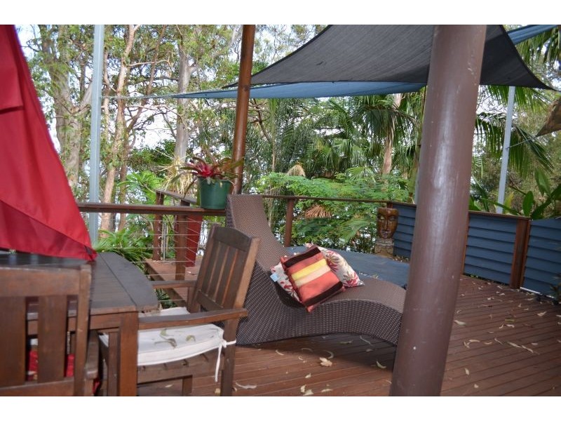 143 Lakes Boulevard, Yamba NSW 2464