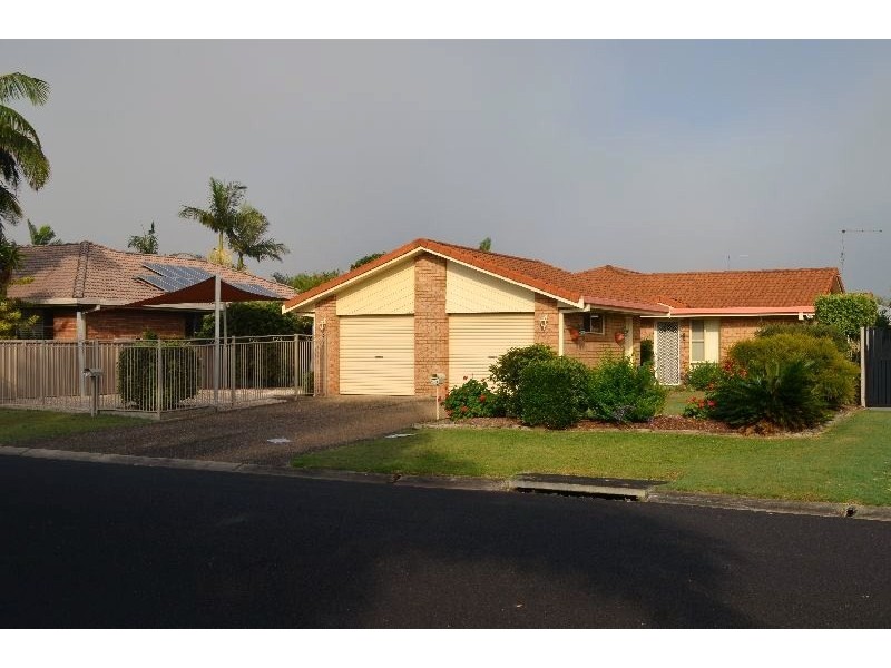 2/54 Acacia Circuit, Yamba NSW 2464