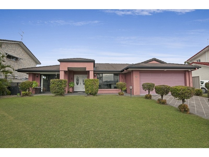 4 Gumnut Road, Yamba NSW 2464