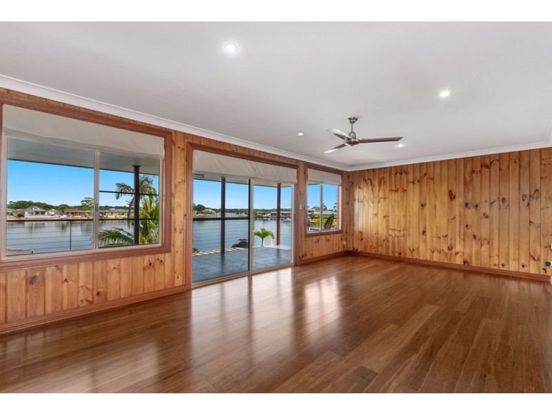 25 Melaleuca Drive, Yamba NSW 2464