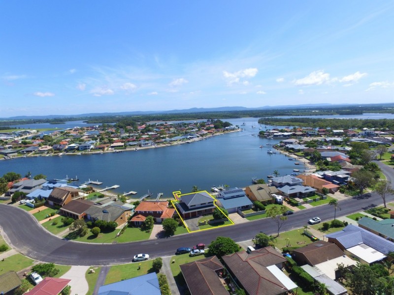 25 Melaleuca Drive, Yamba NSW 2464