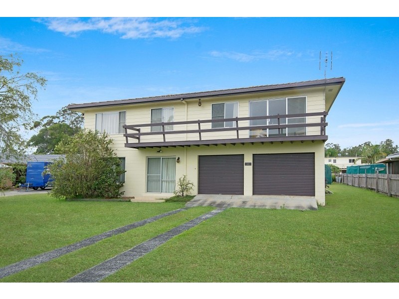 16 Roseland Avenue, Yamba NSW 2464