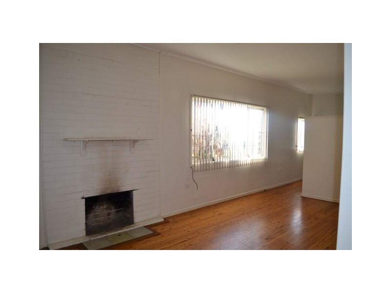 4 Pippie Street, Yamba NSW 2464