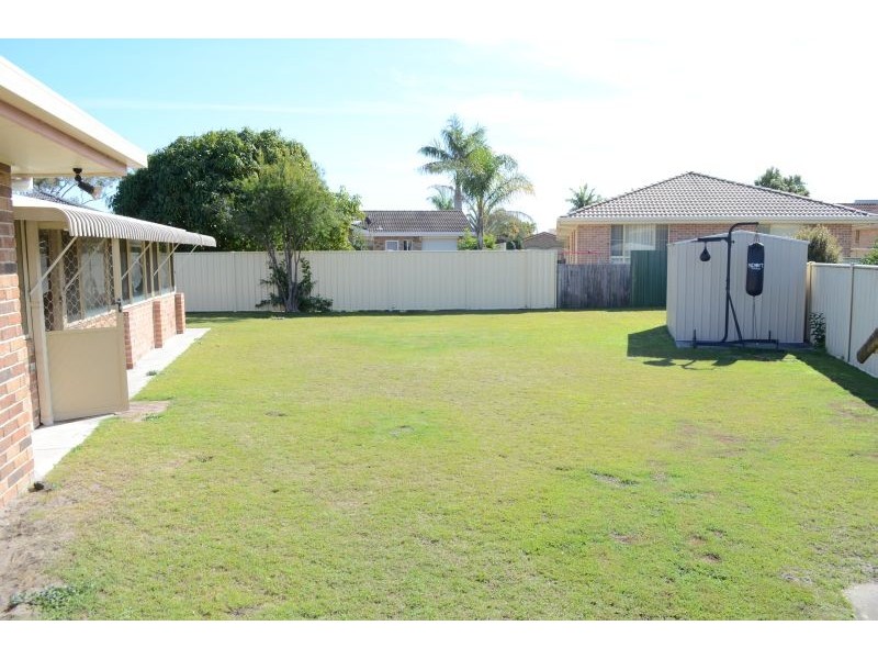 5 Hakea Avenue, Yamba NSW 2464