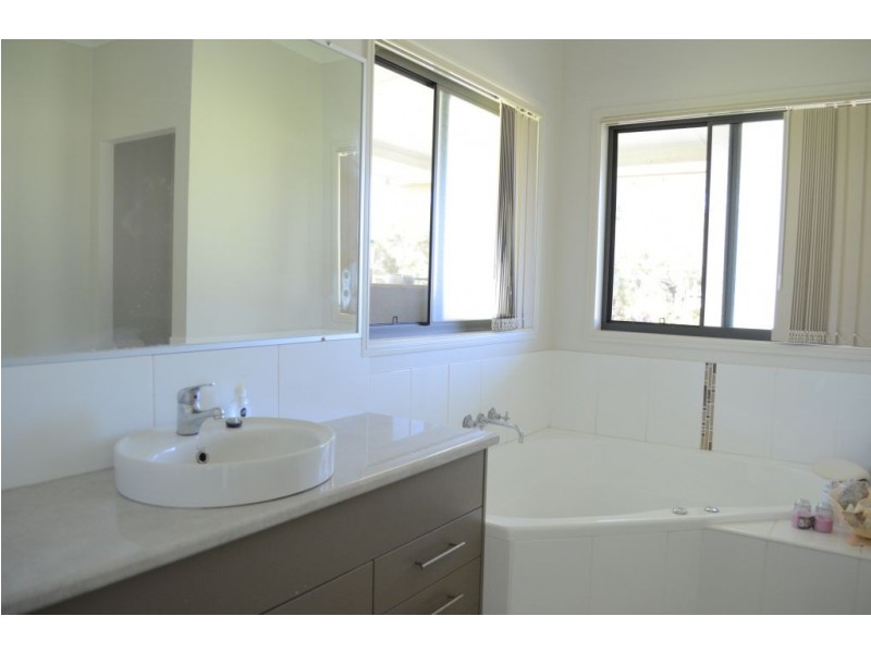 27 Lorikeet Road, Gulmarrad NSW 2463